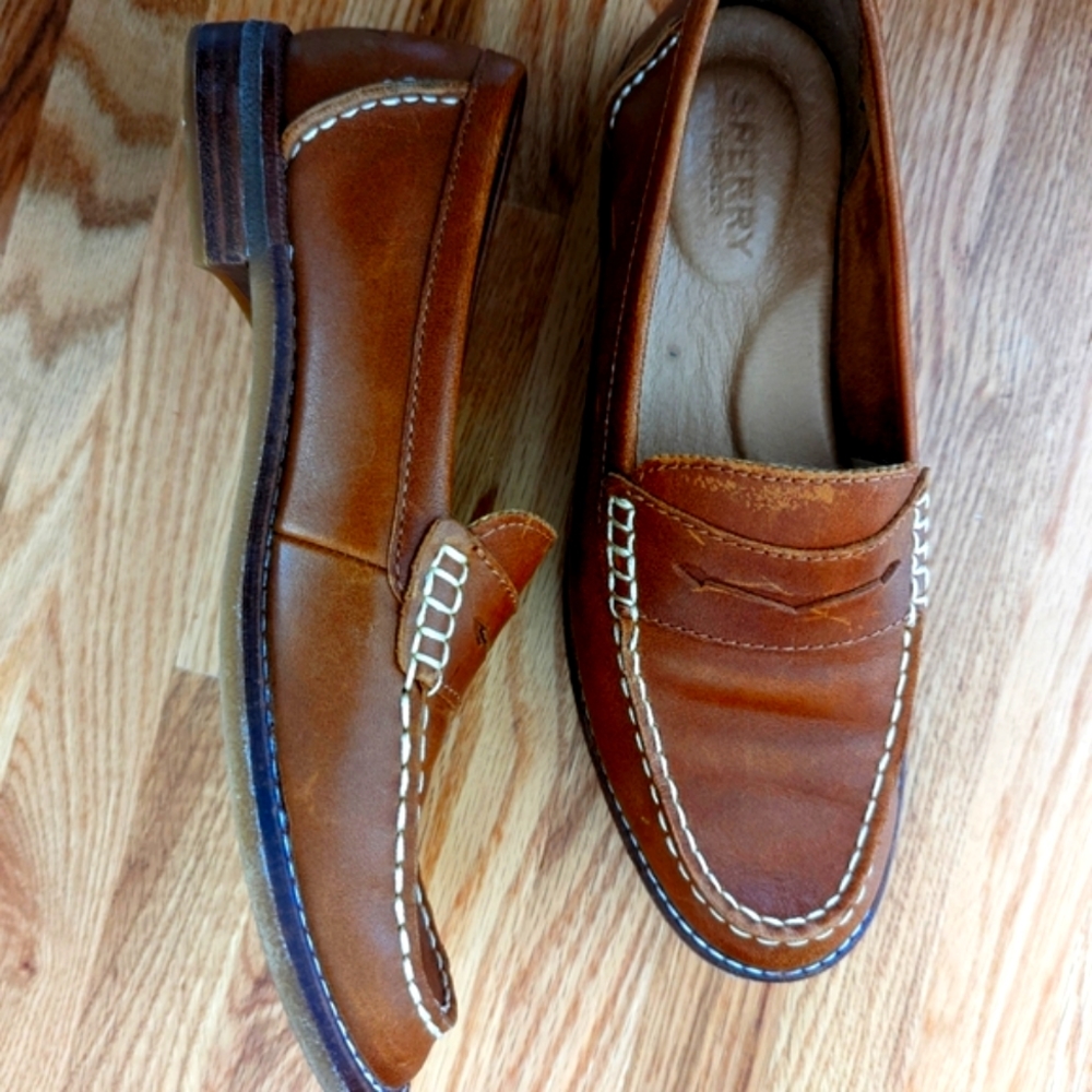 Sperry caramel leather penny loafers